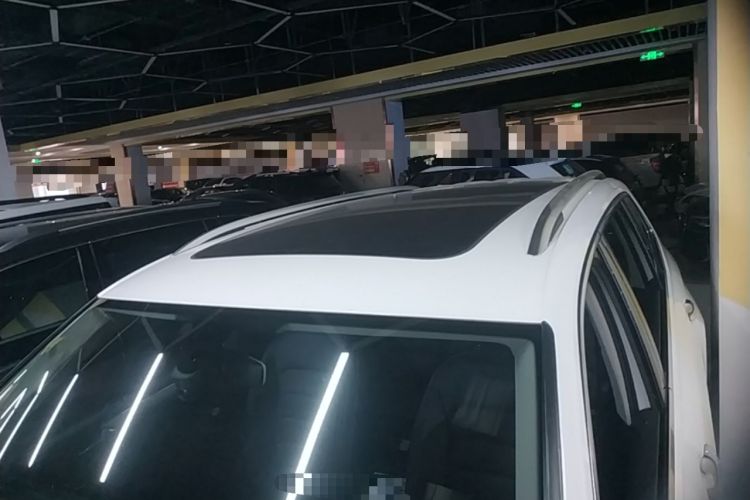 Used Volkswagen Tiguan L 2020 330TSI Automatic Two-Wheel Drive Smart Luxury Edition China VI Standard Roof