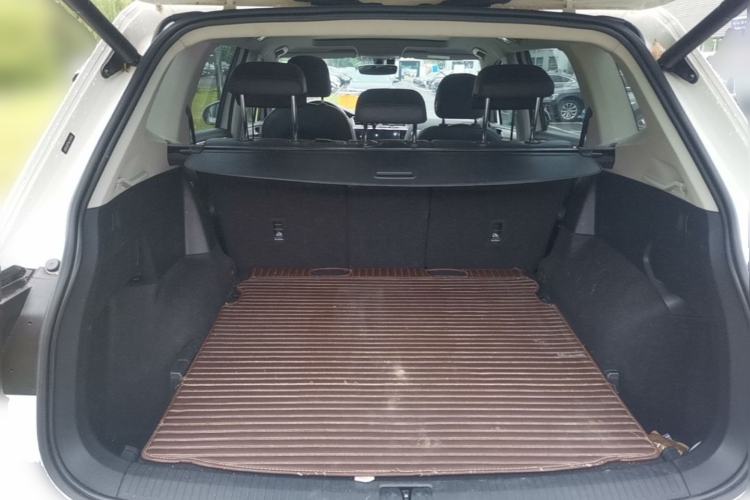 Used Volkswagen Tiguan L 2020 330TSI Automatic Two-Wheel Drive Smart Luxury Edition China VI Standard Trunk