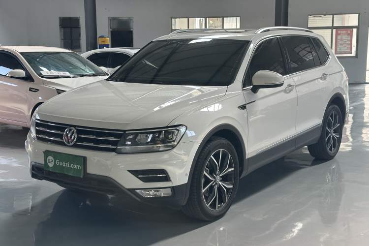 Used Volkswagen Tiguan L 2020 330TSI Automatic Two-Wheel Drive Smart Luxury Edition China VI Standard Guazi used car, China used car export, Used car for sale, Used cars, Cheapest cars for sale