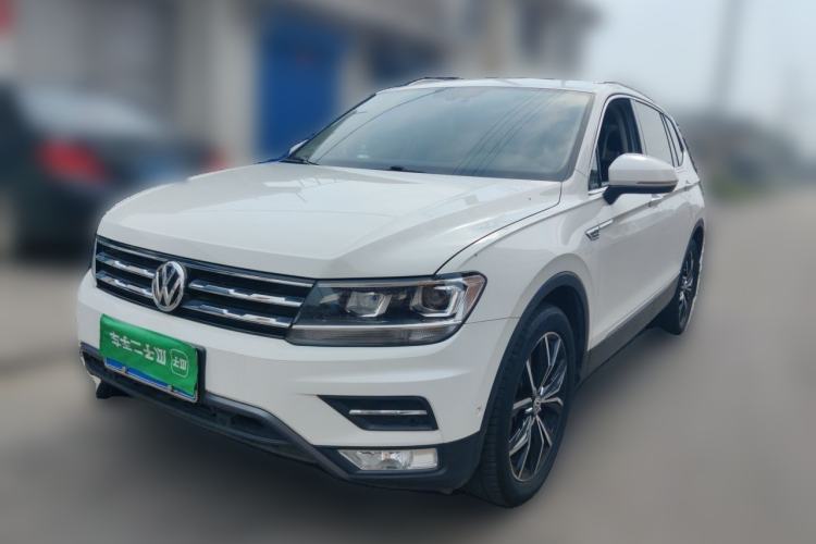 Used Volkswagen Tiguan L 2020 330TSI Automatic Two-Wheel Drive Smart Luxury Edition China VI Standard Guazi used car, China used car export, Used car for sale, Used cars, Cheapest cars for sale