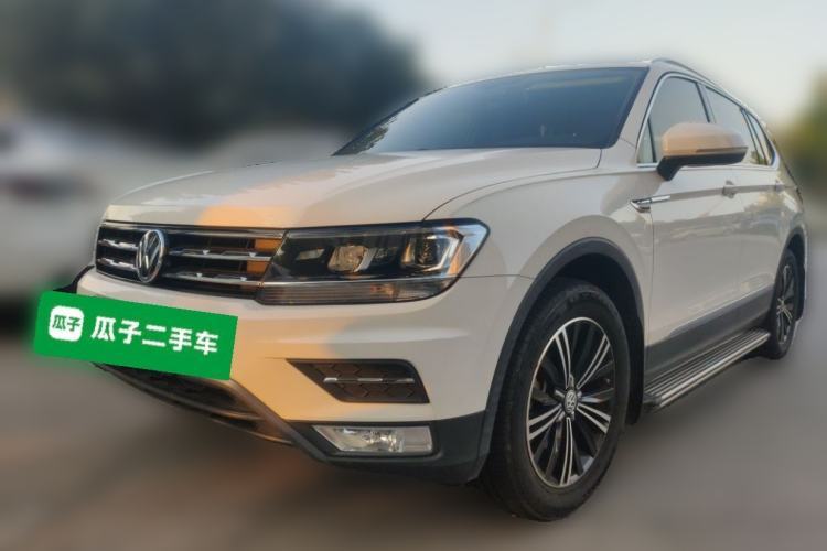 Used Volkswagen Tiguan L 2020 330TSI Automatic Two-Wheel Drive Panoramic Comfort Edition China VI Standard Guazi used car, China used car export, Used car for sale, Used cars, Cheapest cars for sale