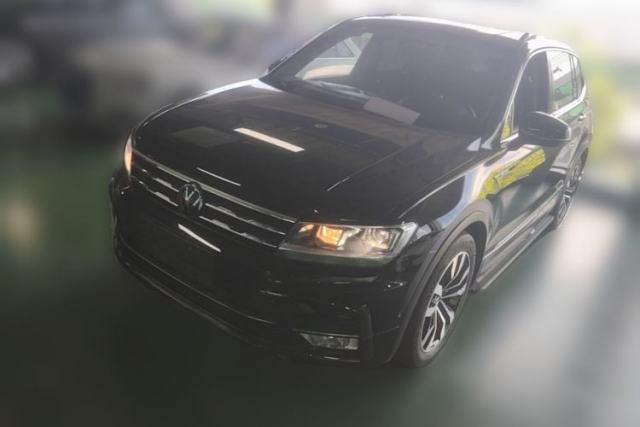 Volkswagen Tiguan L 2021 330TSI Automatic Two-Wheel Drive R-Line Enhanced Edition usado