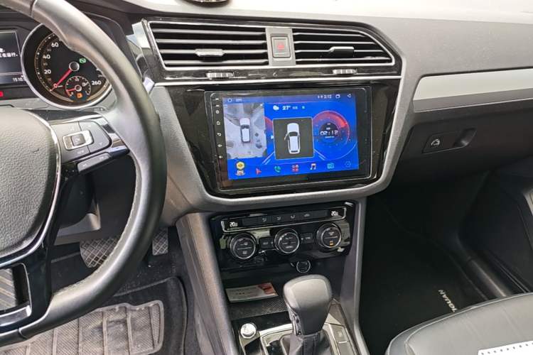 Used Volkswagen Tiguan L 2021 280TSI Automatic Two-Wheel Drive Smart Edition Audio And AC Panel