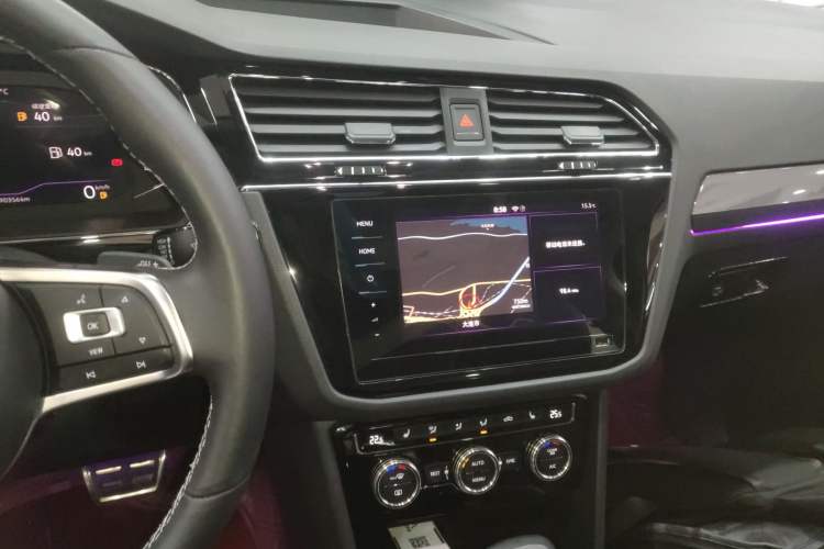 Used Volkswagen Tiguan L 2021 330TSI Automatic Two-Wheel Drive R-Line Flagship Edition Audio And AC Panel