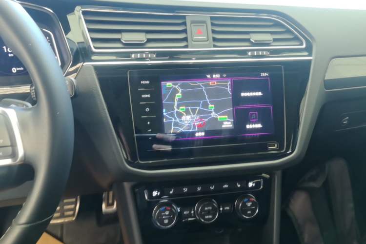 Used Volkswagen Tiguan L 2021 330TSI Automatic Two-Wheel Drive R-Line Flagship Edition Audio And AC Panel