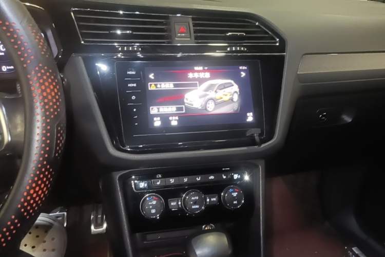 Used Volkswagen Tiguan L 2021 330TSI Automatic Two-Wheel Drive R-Line Flagship Edition Audio And AC Panel