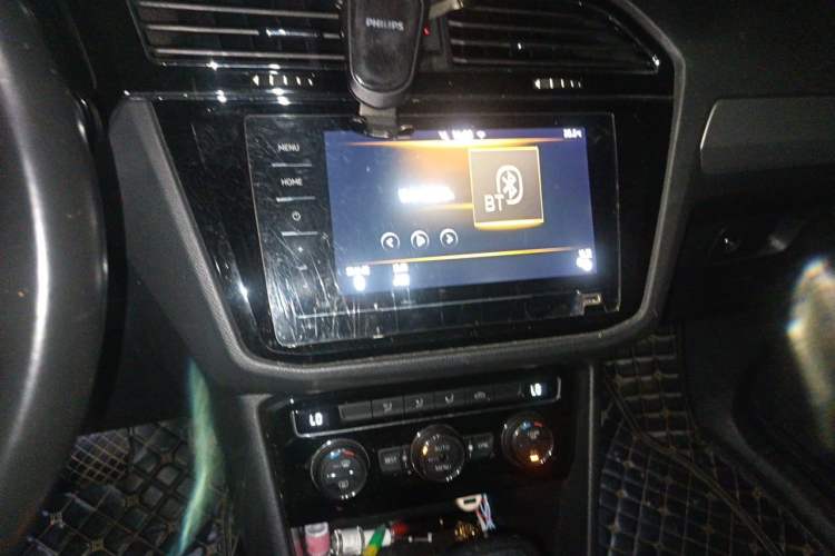Used Volkswagen Tiguan L 2021 330TSI Automatic Two-Wheel Drive Smart Edition Audio And AC Panel