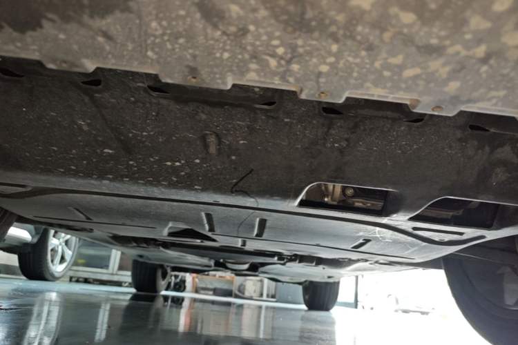 Used Volkswagen Tiguan L 2021 330TSI Automatic Two-Wheel Drive R-Line Enhanced Edition Chassis Front
