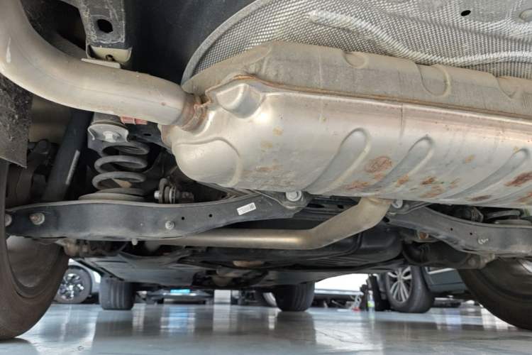 Used Volkswagen Tiguan L 2021 330TSI Automatic Two-Wheel Drive R-Line Enhanced Edition Chassis Rear