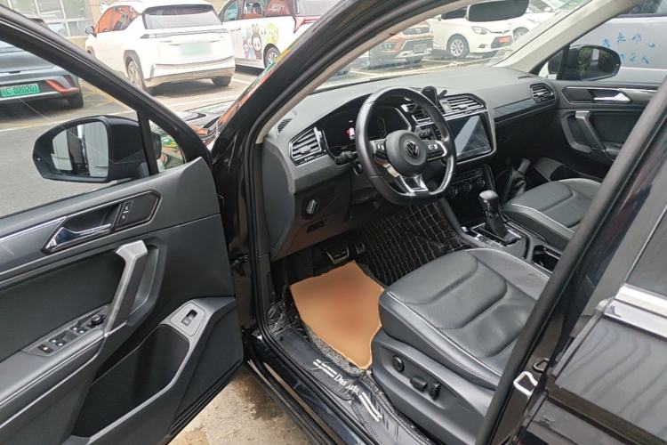 Used Volkswagen Tiguan L 2021 330TSI Automatic Two-Wheel Drive R-Line Flagship Edition Driver Seat