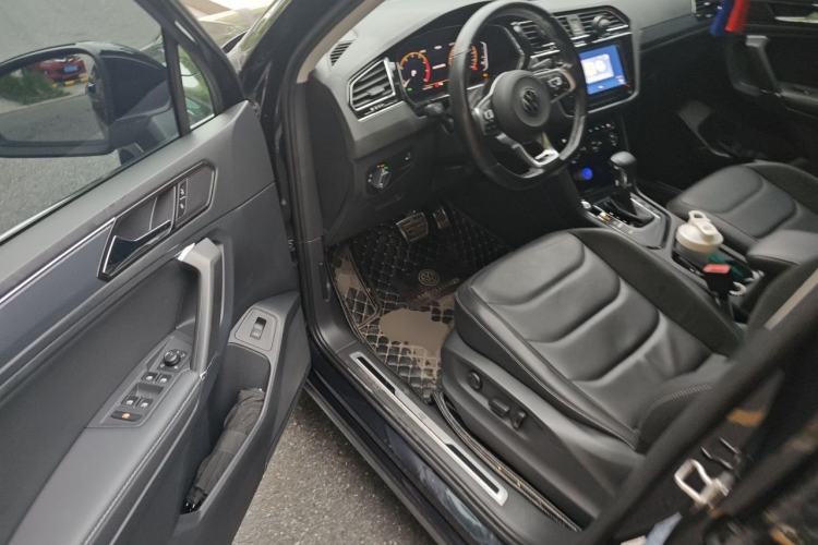 Used Volkswagen Tiguan L 2021 330TSI Automatic Two-Wheel Drive R-Line Enhanced Edition Driver Seat