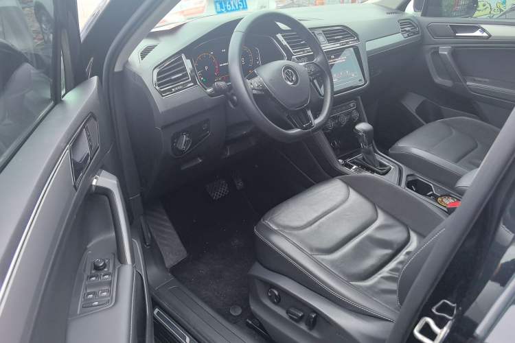 Used Volkswagen Tiguan L 2021 330TSI Automatic Two-Wheel Drive Smart Edition Driver Seat