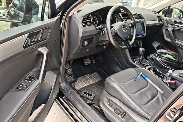 Used Volkswagen Tiguan L 2021 280TSI Automatic Two-Wheel Drive Smart Edition Driver Seat