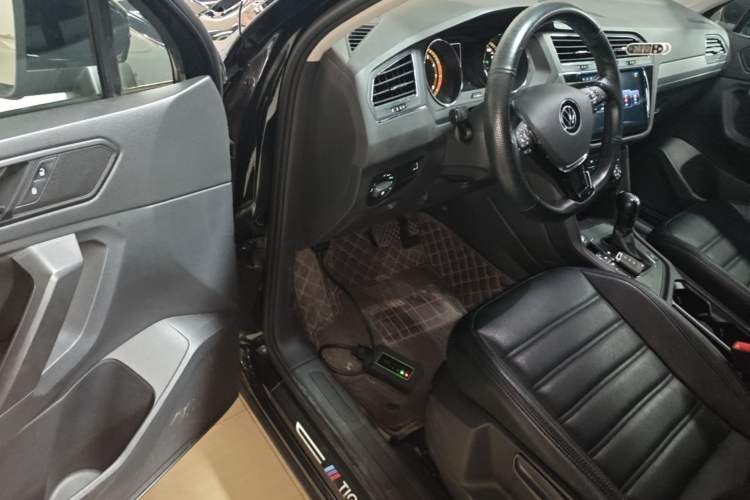 Used Volkswagen Tiguan L 2021 330TSI Automatic Two-Wheel Drive Comfort Edition Driver Seat