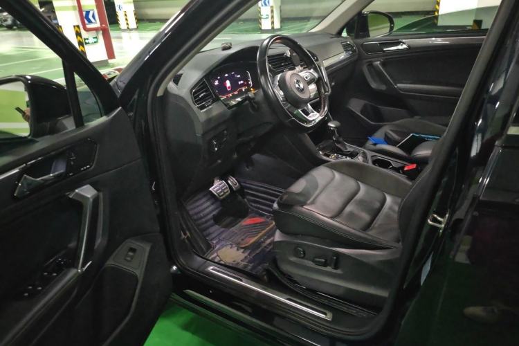 Used Volkswagen Tiguan L 2021 330TSI Automatic Two-Wheel Drive R-Line Enhanced Edition Driver Seat