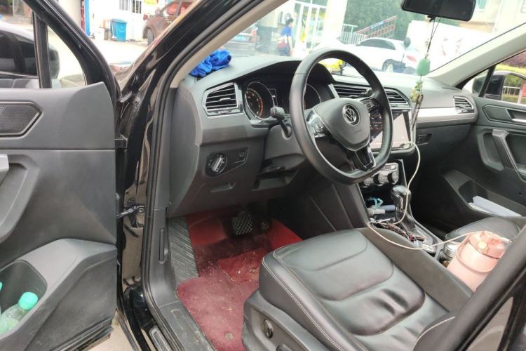 Used Volkswagen Tiguan L 2021 330TSI Automatic Two-Wheel Drive Smart Edition Driver Seat