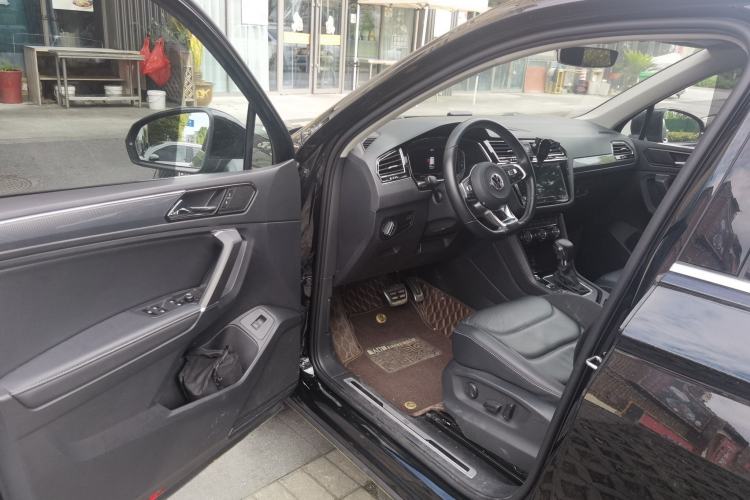 Used Volkswagen Tiguan L 2021 330TSI Automatic Two-Wheel Drive R-Line Enhanced Edition Driver Seat