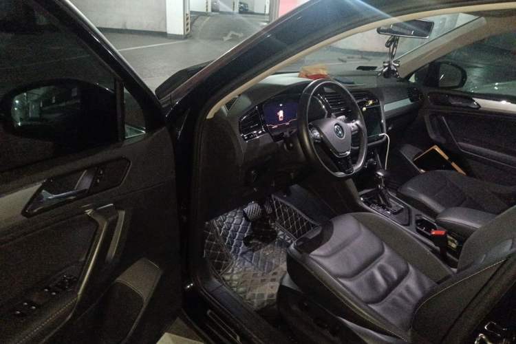 Used Volkswagen Tiguan L 2021 330TSI Automatic Two-Wheel Drive Smart Edition Driver Seat