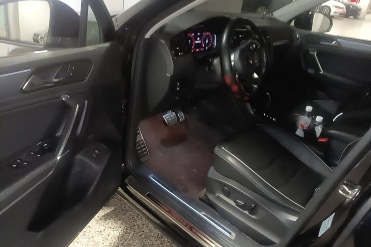 Used Volkswagen Tiguan L 2021 330TSI Automatic Two-Wheel Drive R-Line Flagship Edition Driver Seat