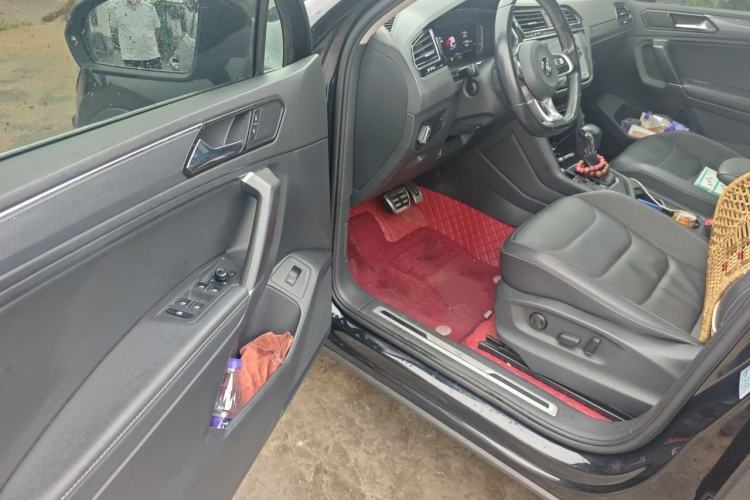 Used Volkswagen Tiguan L 2021 330TSI Automatic Two-Wheel Drive R-Line Enhanced Edition Driver Seat