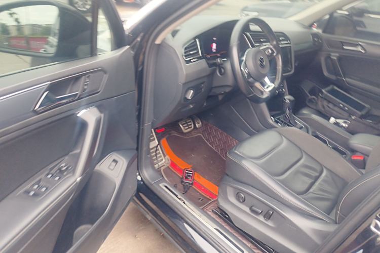 Used Volkswagen Tiguan L 2021 330TSI Automatic Two-Wheel Drive R-Line Enhanced Edition Driver Seat