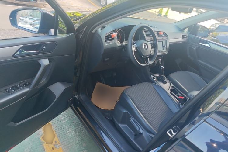 Used Volkswagen Tiguan L 2021 330TSI Automatic Two-Wheel Drive Comfort Edition Driver Seat