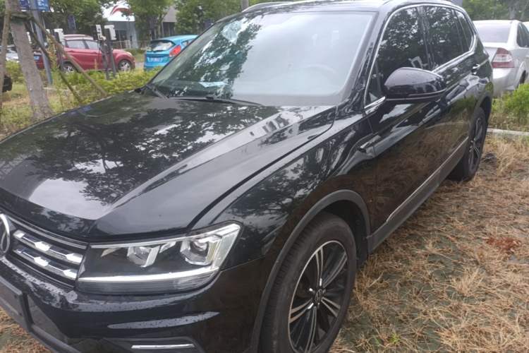 Używany Volkswagen Tiguan L 2021 330TSI Automatic Two-Wheel Drive Smart Edition Guazi used car, China used car export, Used car for sale, Used cars, Cheapest cars for sale