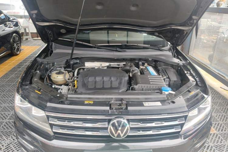 Used Volkswagen Tiguan L 2021 330TSI Automatic Two-Wheel Drive Smart Edition Engine Bay