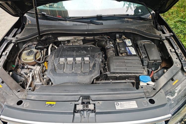 Used Volkswagen Tiguan L 2021 330TSI Automatic Two-Wheel Drive R-Line Enhanced Edition Engine Bay