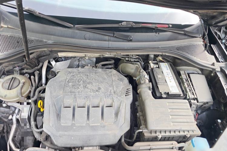 Used Volkswagen Tiguan L 2021 330TSI Automatic Two-Wheel Drive R-Line Enhanced Edition Engine Bay