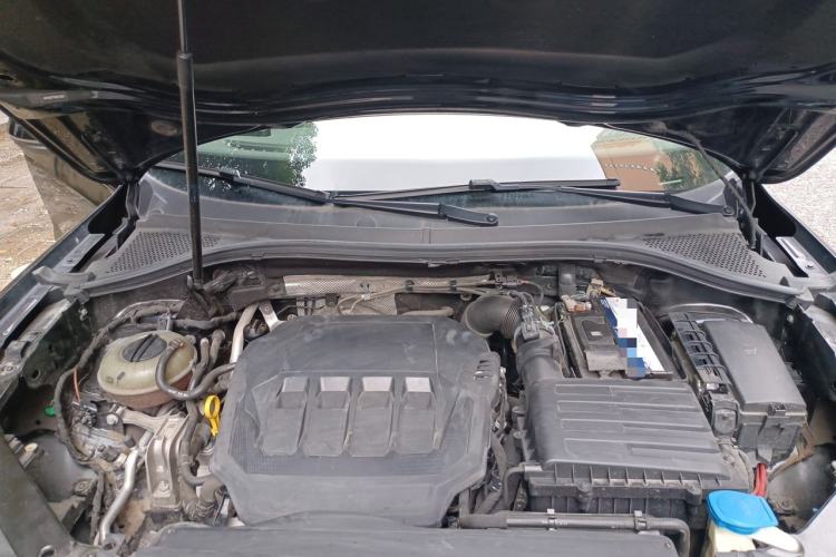 Used Volkswagen Tiguan L 2021 330TSI Automatic Two-Wheel Drive R-Line Enhanced Edition Engine Bay
