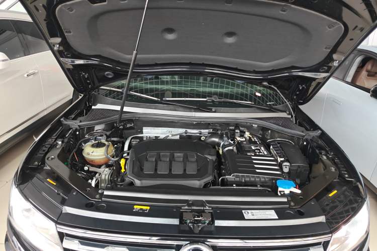 Used Volkswagen Tiguan L 2021 330TSI Automatic Two-Wheel Drive Smart Edition Engine Bay