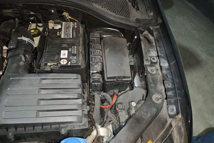 Used Volkswagen Tiguan L 2021 330TSI Automatic Two-Wheel Drive Smart Edition Engine Bay Left