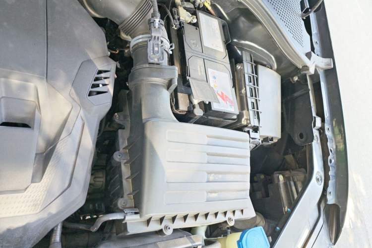 Used Volkswagen Tiguan L 2021 330TSI Automatic Two-Wheel Drive Smart Edition Engine Bay Left