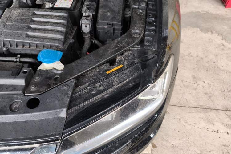 Used Volkswagen Tiguan L 2021 330TSI Automatic Two-Wheel Drive Smart Edition Engine Bay Left