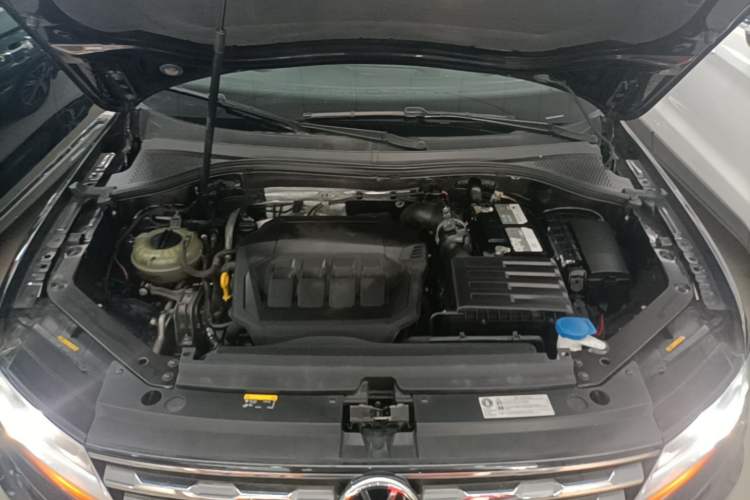 Used Volkswagen Tiguan L 2021 330TSI Automatic Two-Wheel Drive Smart Edition Engine Bay