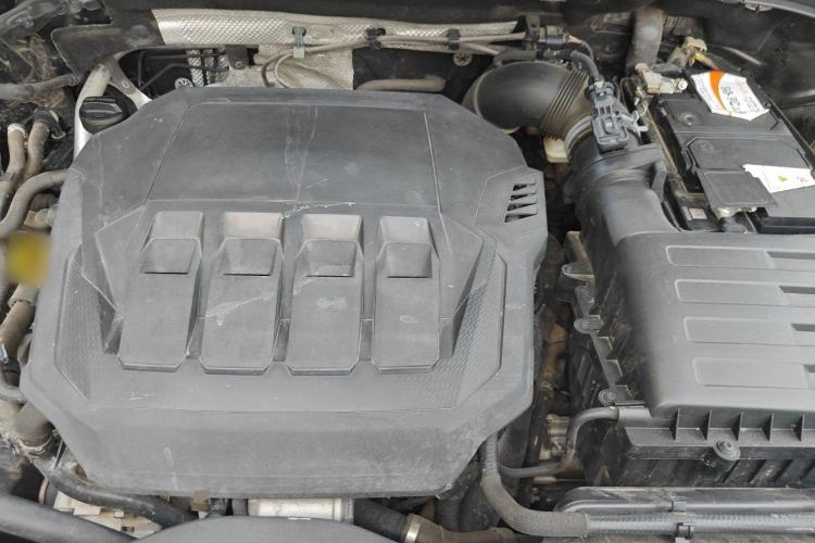 Used Volkswagen Tiguan L 2021 330TSI Automatic Two-Wheel Drive R-Line Enhanced Edition Engine Bay