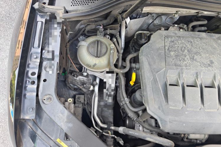 Used Volkswagen Tiguan L 2021 330TSI Automatic Two-Wheel Drive R-Line Enhanced Edition Engine Bay Right