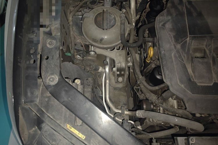 Used Volkswagen Tiguan L 2021 330TSI Automatic Two-Wheel Drive R-Line Enhanced Edition Engine Bay Right