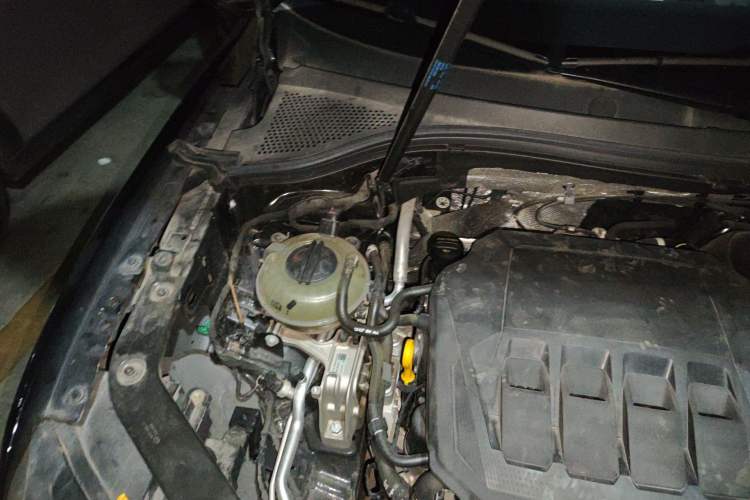 Used Volkswagen Tiguan L 2021 330TSI Automatic Two-Wheel Drive Smart Edition Engine Bay Right