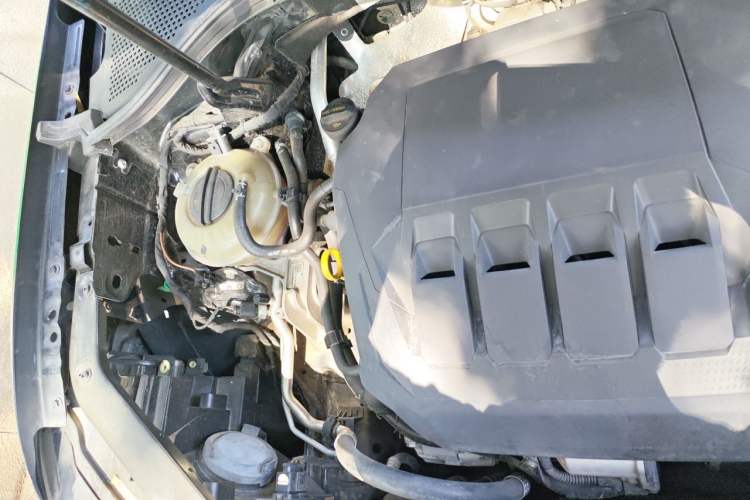 Used Volkswagen Tiguan L 2021 330TSI Automatic Two-Wheel Drive Smart Edition Engine Bay Right