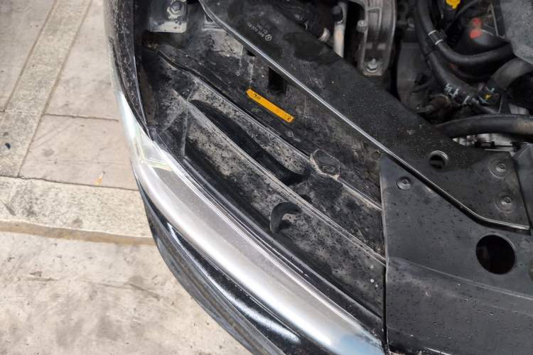 Used Volkswagen Tiguan L 2021 330TSI Automatic Two-Wheel Drive Smart Edition Engine Bay Right