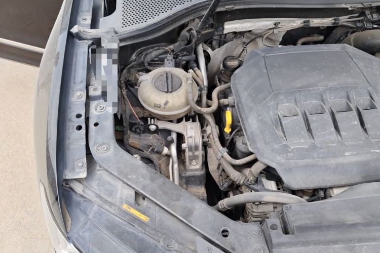 Used Volkswagen Tiguan L 2021 330TSI Automatic Two-Wheel Drive R-Line Enhanced Edition Engine Bay Right
