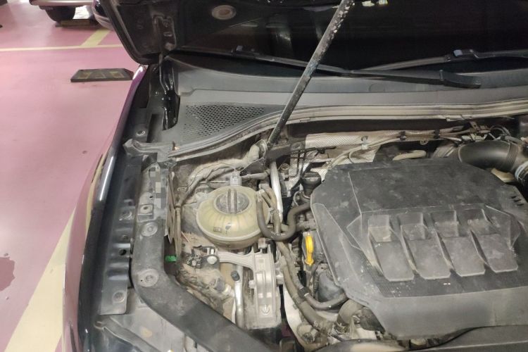Used Volkswagen Tiguan L 2021 330TSI Automatic Two-Wheel Drive R-Line Enhanced Edition Engine Bay Right