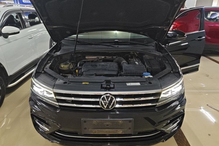 Used Volkswagen Tiguan L 2021 380TSI Automatic All-Wheel Drive R-Line Comfort Plus 7-Seater Engine Bay