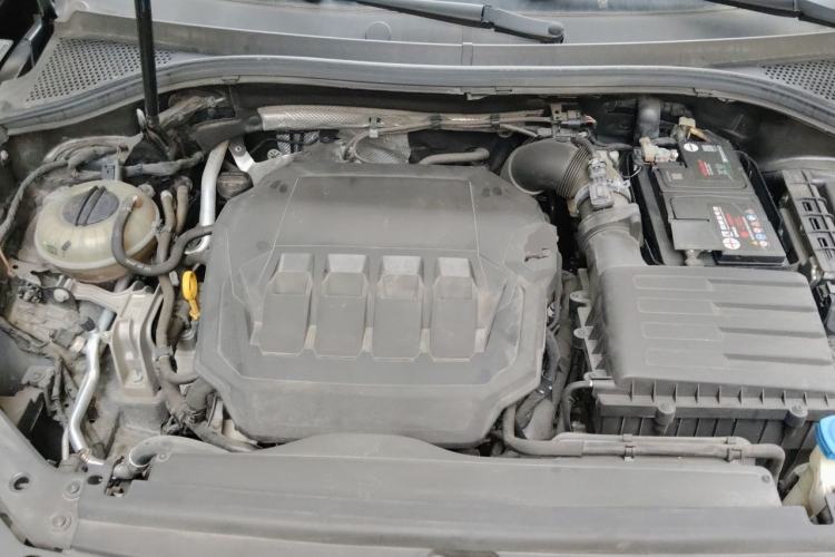Used Volkswagen Tiguan L 2021 330TSI Automatic Two-Wheel Drive R-Line Enhanced Edition Engine Bay