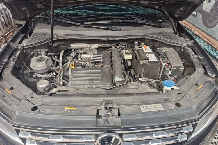 Used Volkswagen Tiguan L 2021 280TSI Automatic Two-Wheel Drive Smart Edition Engine Bay