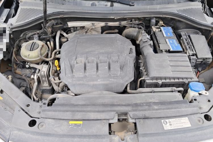 Used Volkswagen Tiguan L 2021 330TSI Automatic Two-Wheel Drive R-Line Enhanced Edition Engine Bay