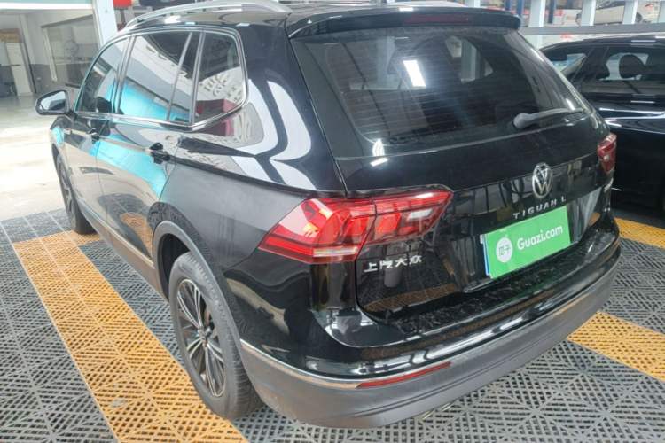 Used Volkswagen Tiguan L 2021 330TSI Automatic Two-Wheel Drive Smart Edition Exterior 2