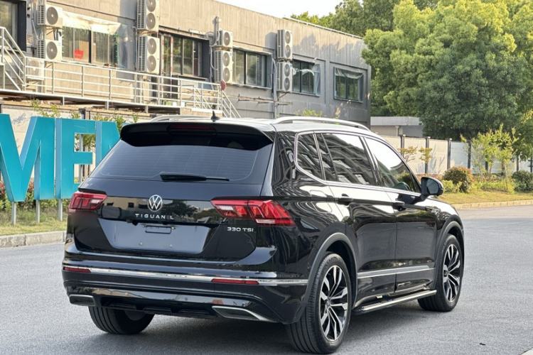 Used Volkswagen Tiguan L 2021 330TSI Automatic Two-Wheel Drive R-Line Enhanced Edition Exterior 2